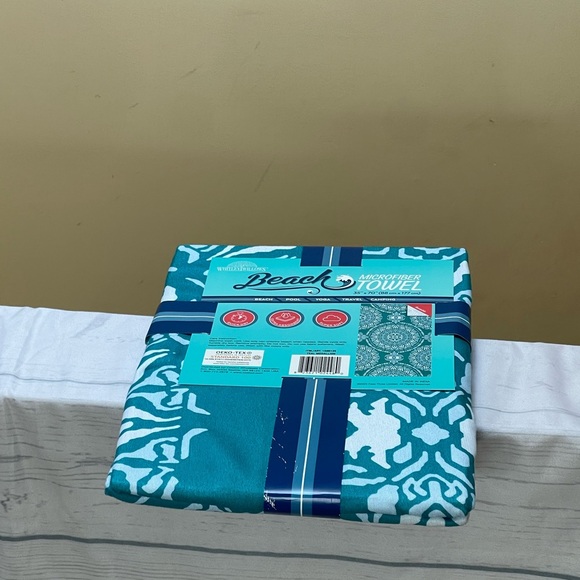 Whitley Willows Beach  Towel - Picture 1 of 5